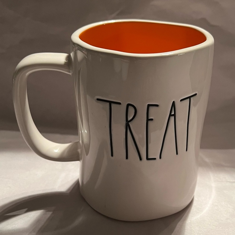 Rae Dunn TRICK/TREAT Mug